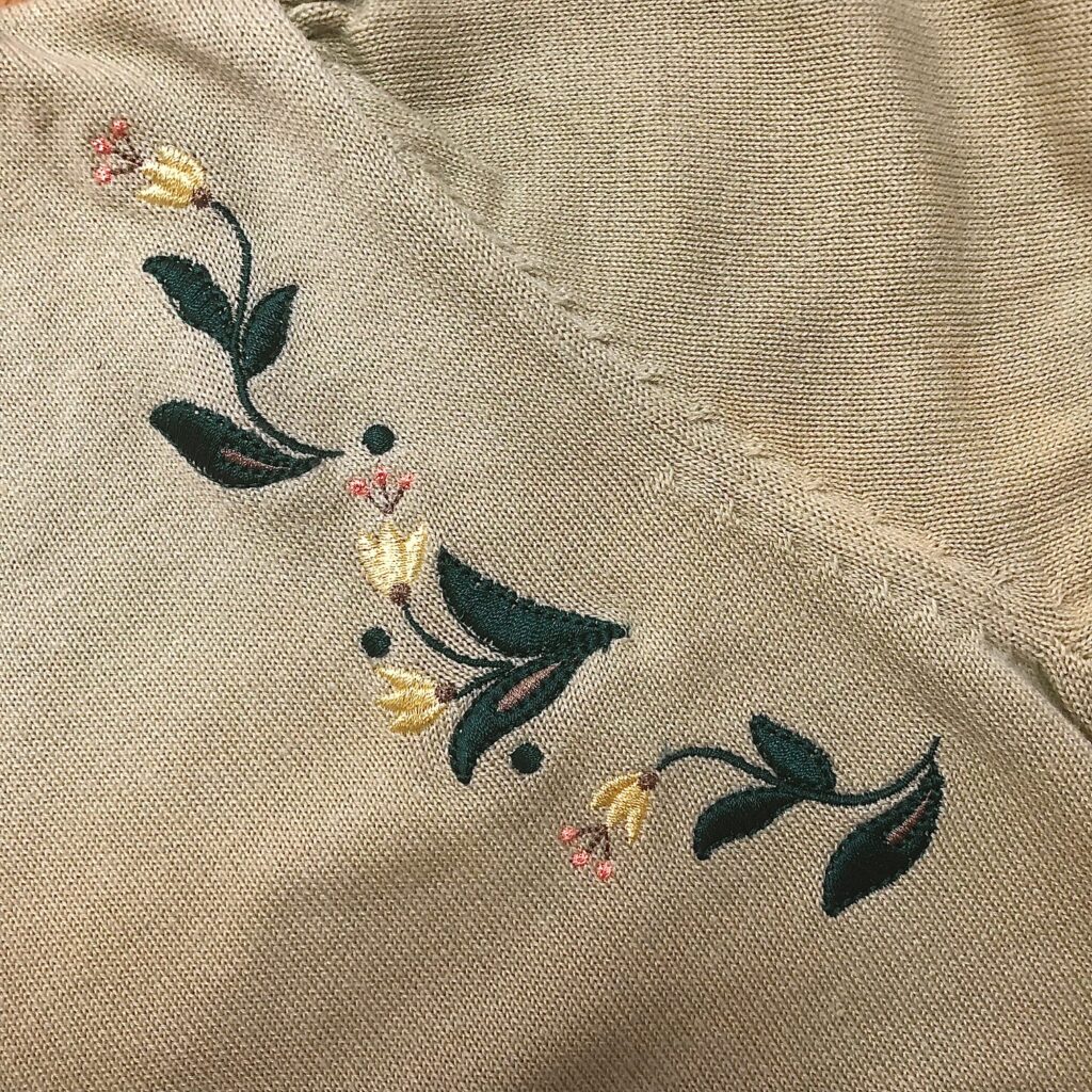 Cardigan Flower Embroidery Front