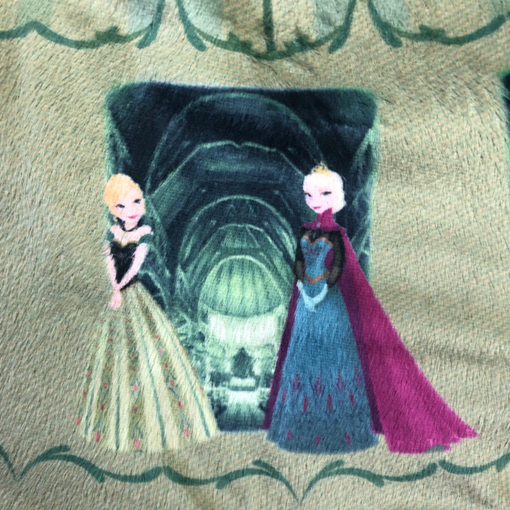 Cape Lining Print Anna and Elsa